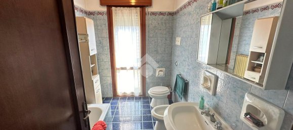 4 rooms Apartment in Villafranca Padovana, Italy No. 172005 13