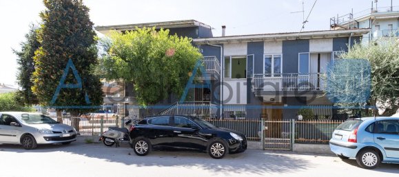 3 bedrooms Apartment in Rimini, Italy No. 329511 30