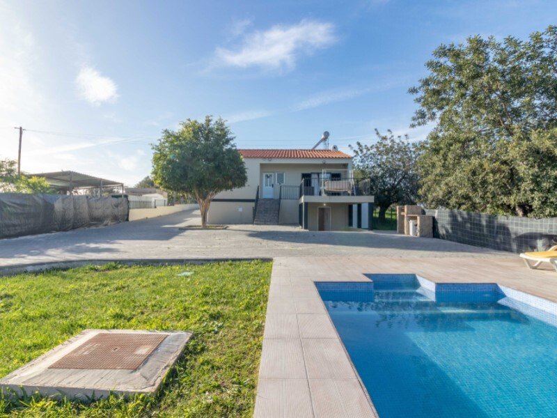 3 bedrooms Villa in Faro, Portugal No. 76493