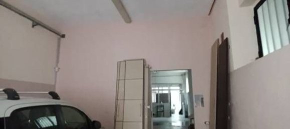 192m² Commercial property in Turin, Italy No. 306774 9