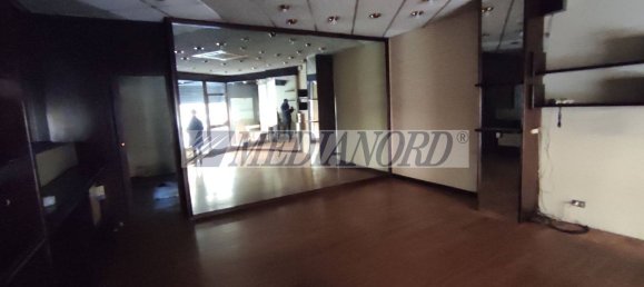 70m² Commercial property in Chiari, Italy No. 311884 2