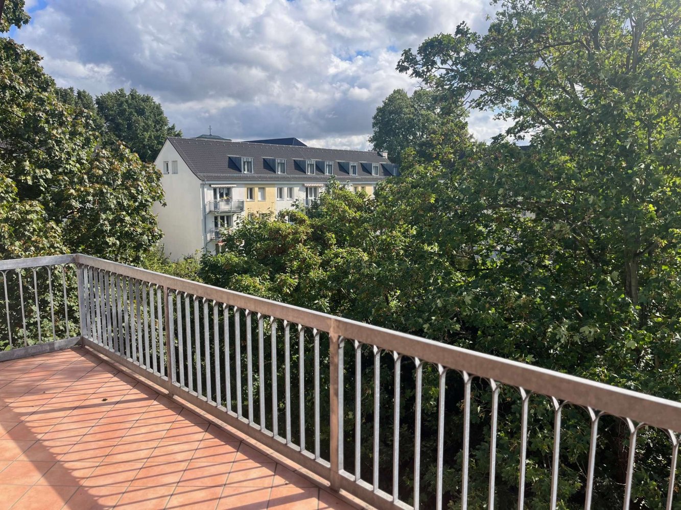 Apartamento T2 em Frankfurt am Main, Germany N.º 246083