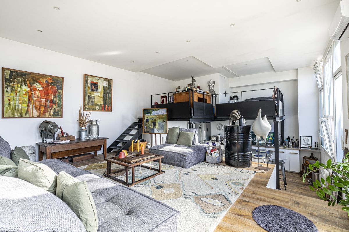 2 chambres Appartement à Courbevoie, France No. 135270