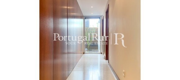 3 bedrooms Villa in Sesimbra, Portugal No. 106781 10