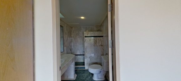 2 bedrooms Condo in Pattaya, Thailand No. 64928 11