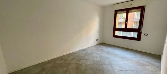 3غرفة شقة في Milan, Italy رقم 246009 9