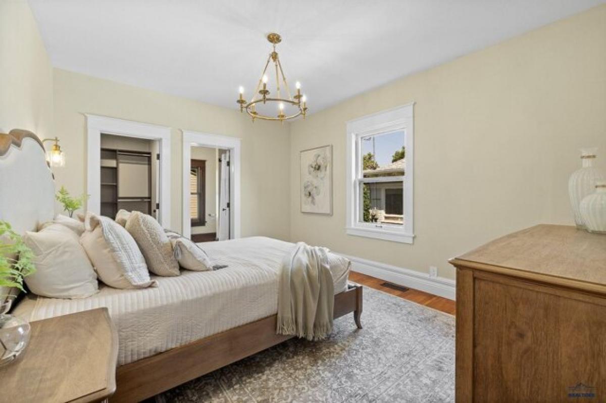 5 bedrooms House in Rapid City, USA No. 392636