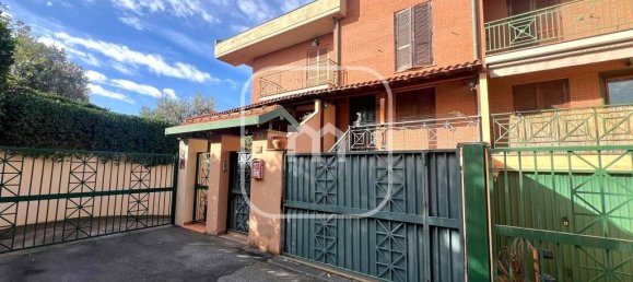 3 bedrooms Villa in Monte Compatri, Italy No. 29991 2