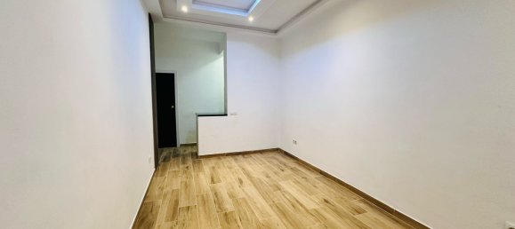 Propiedad comercial de 1 habitación en Horta-Guinardó, Spain No. 24307 10