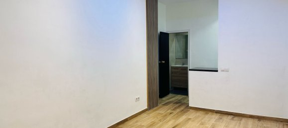 Propiedad comercial de 1 habitación en Horta-Guinardó, Spain No. 24307 25