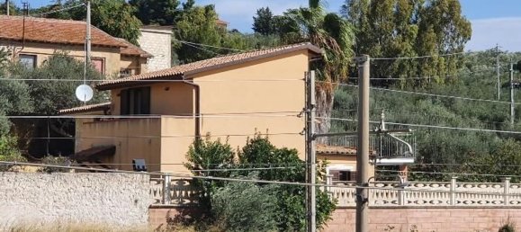 6-Zimmer Haus in San Cataldo, Italy, Nr. 301727 7