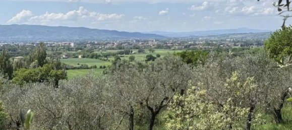 Casa de 10 habitaciónes en Assisi, Italy No. 278431 2