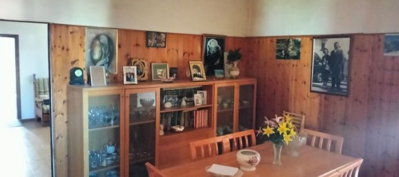 Дом с 7 комнатами в Арроне, Италия № 116148 17