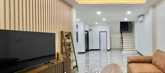 3 bedrooms Villa in Bang Lamung, Thailand No. 16962 2