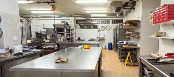 2 rooms Commercial property in Trentino-Alto Adige, Italy No. 52687 35