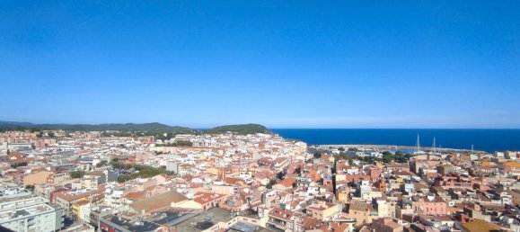 Apartamento de 3 dormitorios en Palamós, Spain No. 140910 24