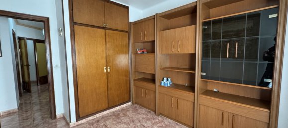 Apartamento de 3 dormitorios en Palamós, Spain No. 140910 9