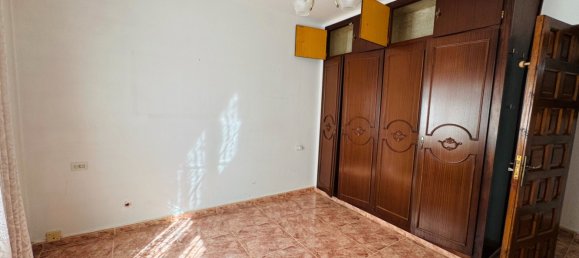 Apartamento de 3 dormitorios en Palamós, Spain No. 140910 11
