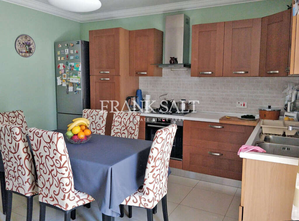 Apartamento T3 em Gzira, Malta N.º 7668