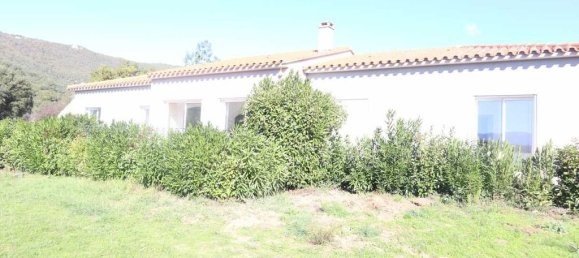 4 bedrooms Villa in Prades, France No. 201726 2