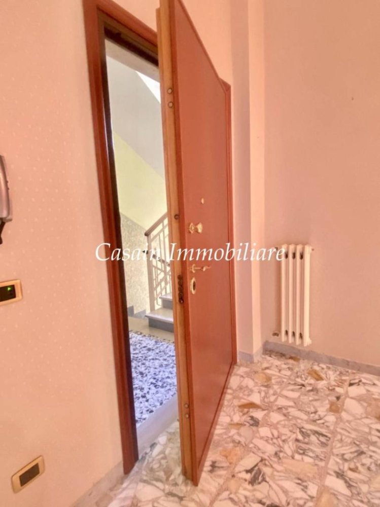 Apartamento de 3 dormitorios en Foggia, Italy No. 262646