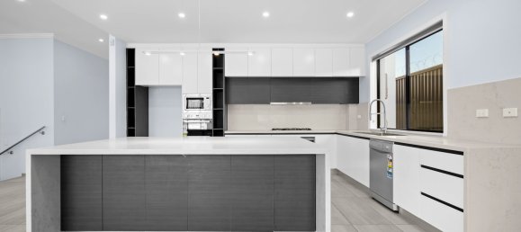 6 Schlafzimmer Haus in St Helens Park, Australia, Nr. 977 3