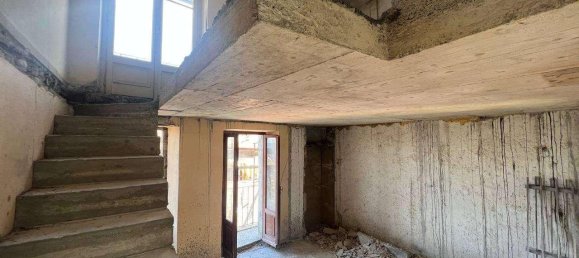 4-Zimmer Haus in Arizzano, Italy, Nr. 68834 67