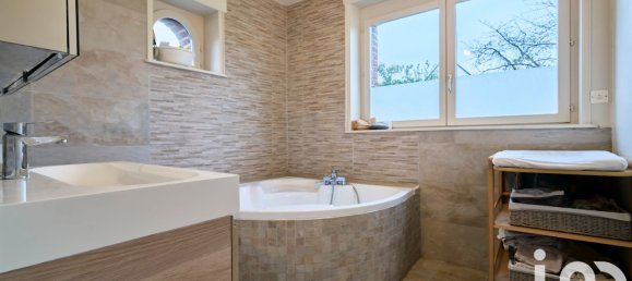 8 rooms House in Rosult, France No. 56026 10