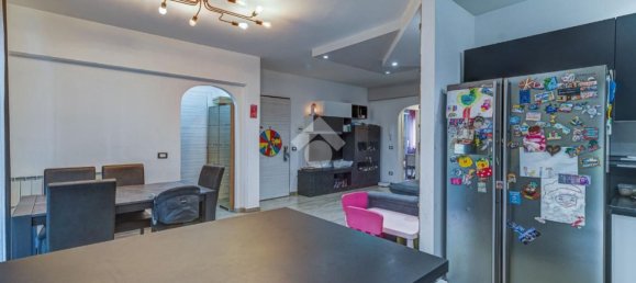 Квартира с 4 комнатами в Чивитавеккья, Италия № 221862 5