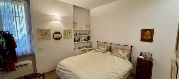 4 rooms Apartment in Florence, Italy No. 269416 11