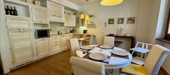 4 rooms Apartment in Florence, Italy No. 269416 6