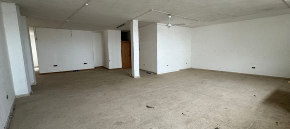 Propriété commerciale à San Donaci, Italy 400m² No. 342546 8