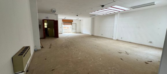 Propriété commerciale à San Donaci, Italy 400m² No. 342546 2