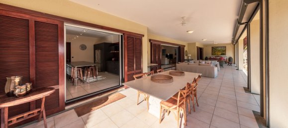 5 bedrooms Villa in Tamarin, Mauritius No. 177 6