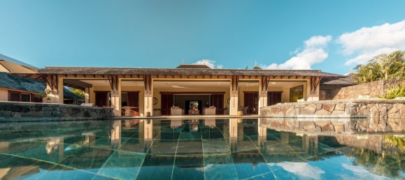 5 bedrooms Villa in Tamarin, Mauritius No. 177 2