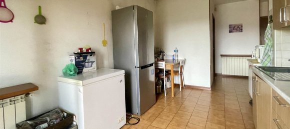 3-salle Appartement à Borgo Virgilio, Italy No. 227665 11