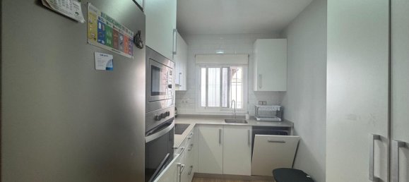 Apartamento de 3 dormitorios en Cádiz, Spain No. 141084 7