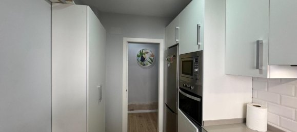 Apartamento de 3 dormitorios en Cádiz, Spain No. 141084 8