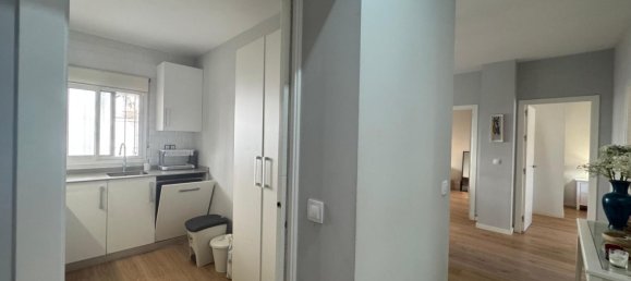 Apartamento de 3 dormitorios en Cádiz, Spain No. 141084 6