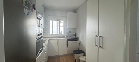 Apartamento de 3 dormitorios en Cádiz, Spain No. 141084 5
