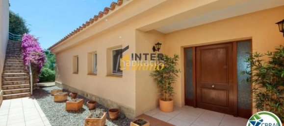 3 Schlafzimmer Haus in Palau-saverdera, Spain, Nr. 174369 3