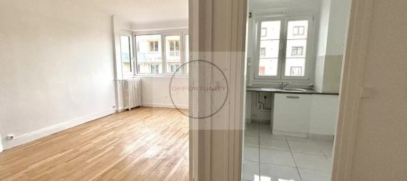 2 bedrooms Apartment in Paris, France No. 178266 4