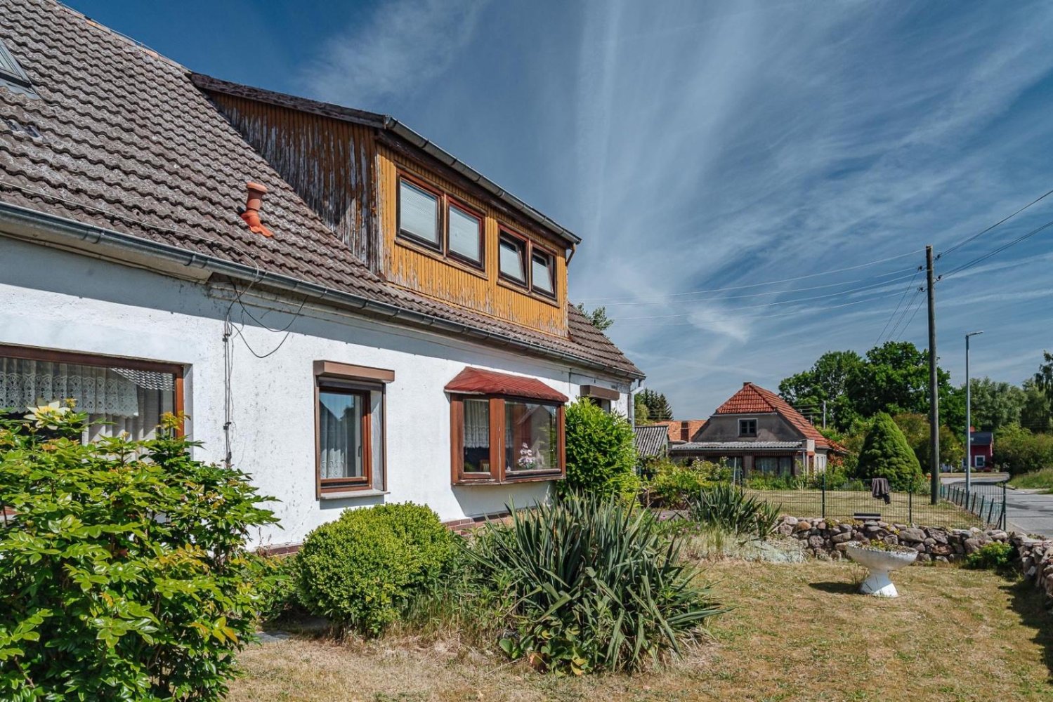 Propiedad comercial de 4 dormitorios en Gustrow, Germany No. 357364