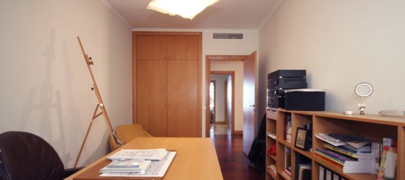 5 غرف نوم شقة في Lisbon, Portugal رقم 94024 25