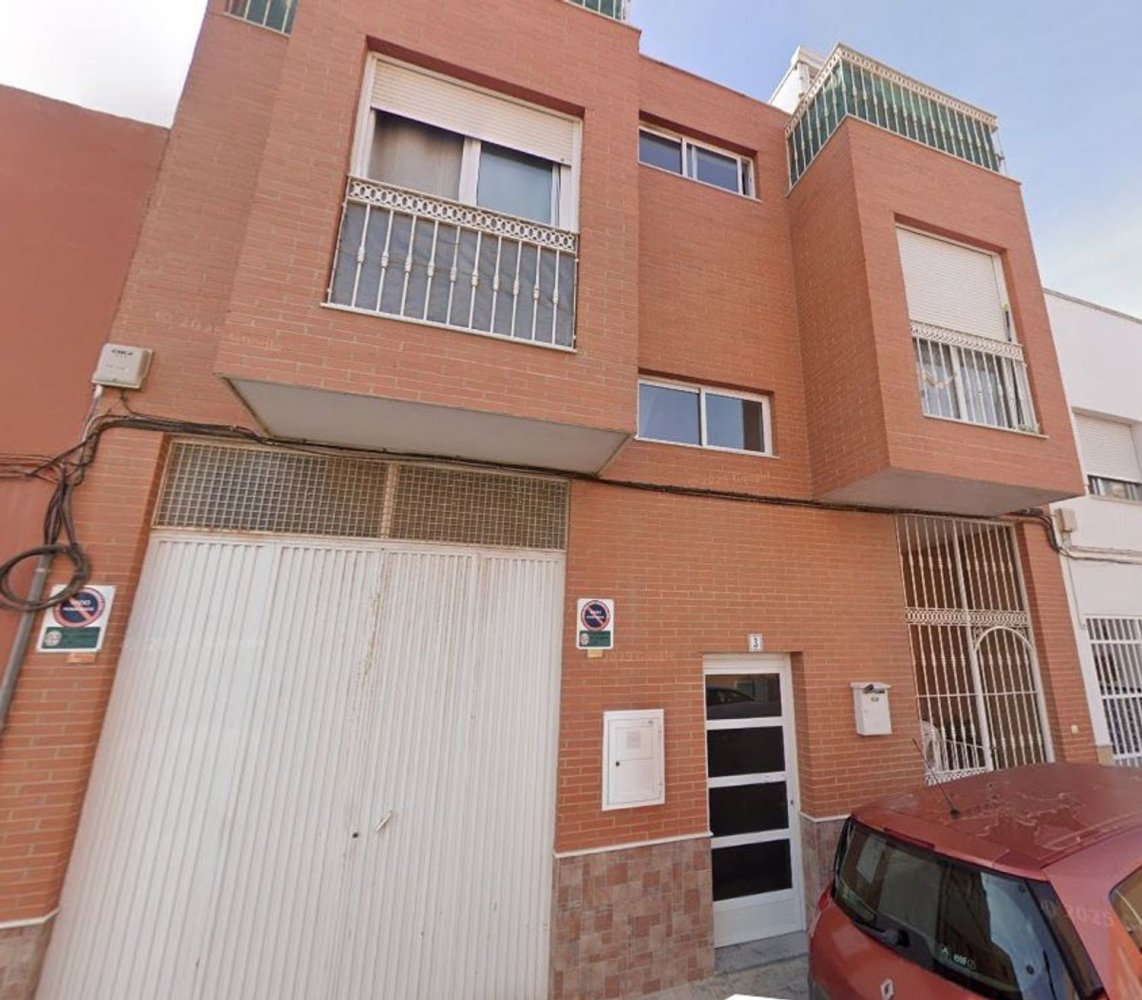 Apartamento de 4 dormitorios en Almería, Spain No. 143252