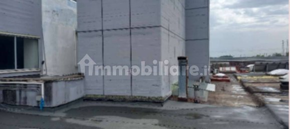 185m² Commercial property in Marcianise, Italy No. 315754 9