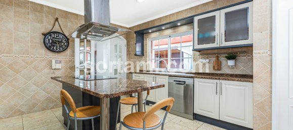 Villa de 4 dormitorios en Porches, Portugal No. 78418 16