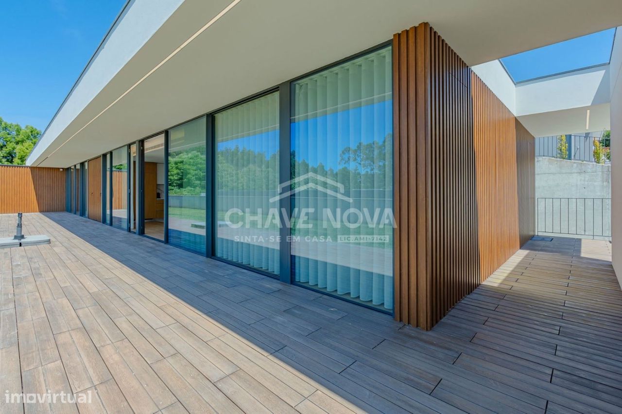 3 غرف نوم منزل في Mozelos, Portugal رقم 147807