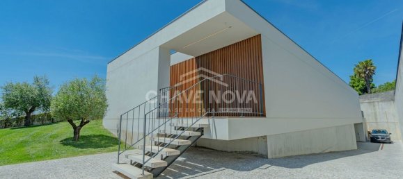 3 غرف نوم منزل في Mozelos, Portugal رقم 147807 24