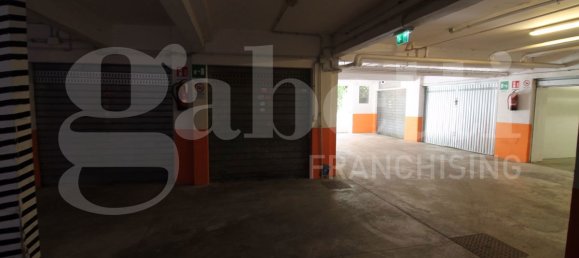 Garage in Rome, Italy 11m², Nr. 54069 12